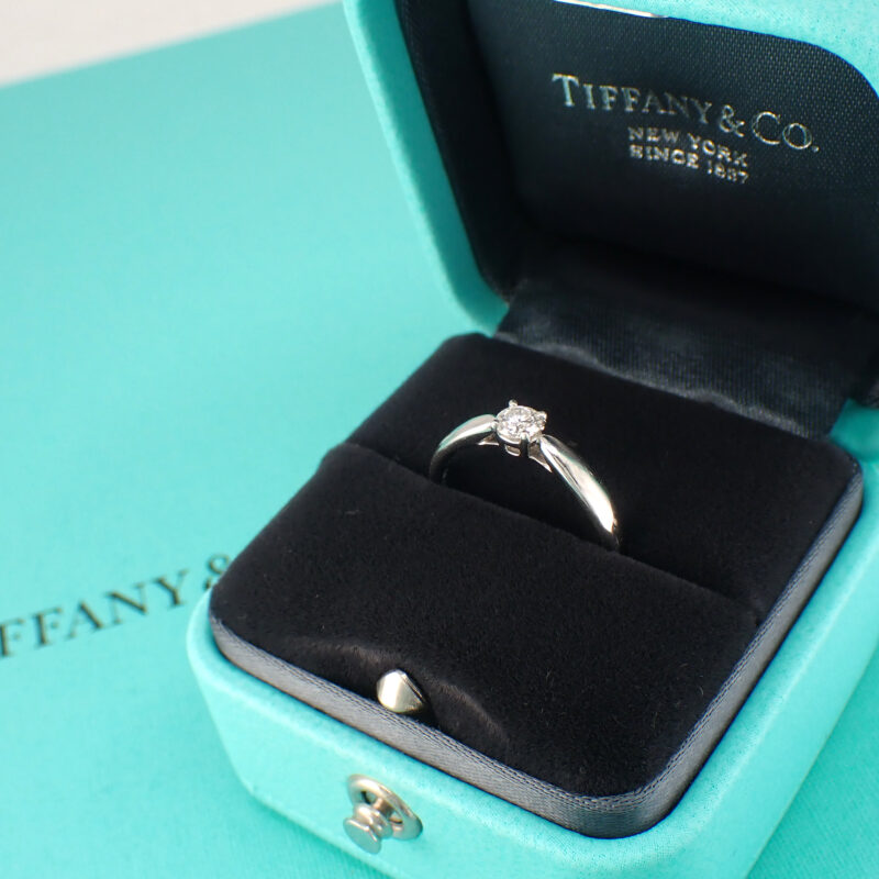 Tiffany ソリティア Diamond Ring 0.18ct  G – VVS1 – 3EX